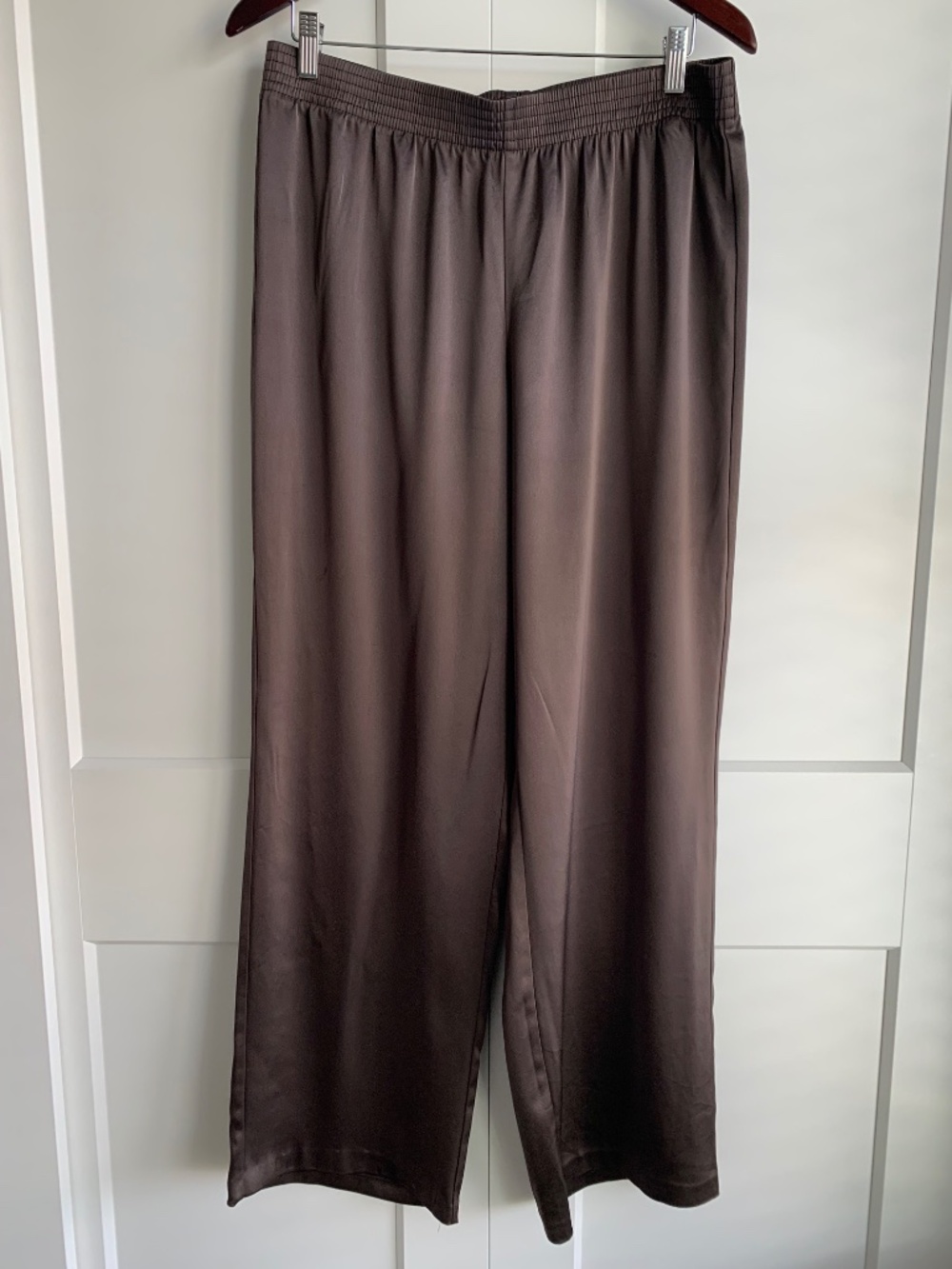 Babaton Satin Pant Elastic-Waist Wide Leg Pants in Chocolate women’s size L